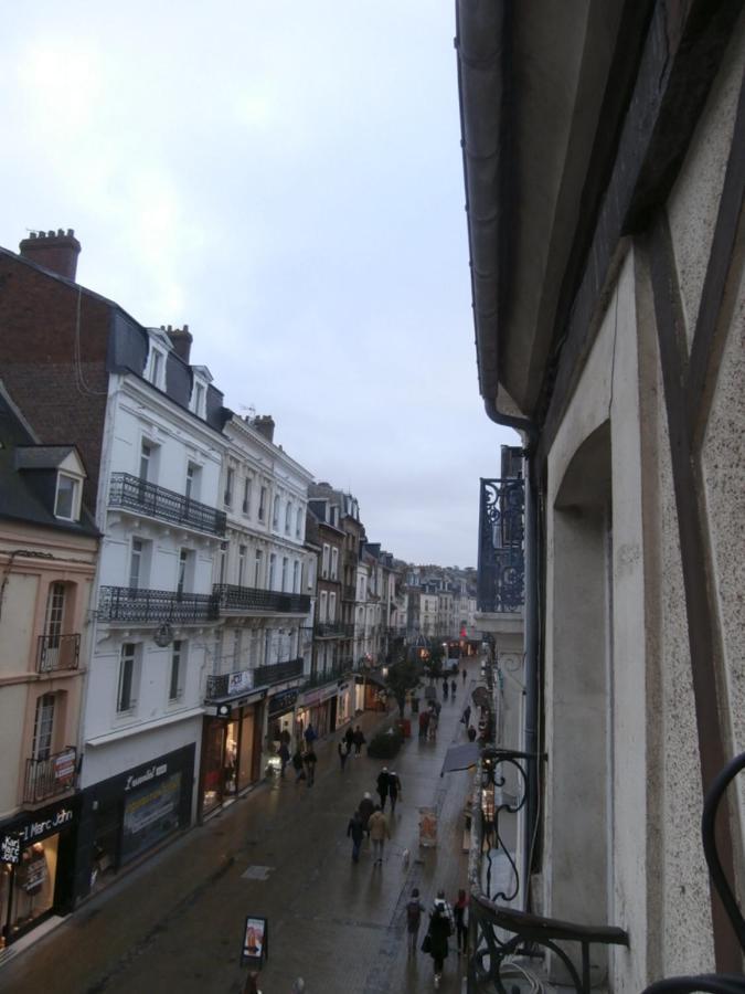 Au Claire De Lune Dieppe Luaran gambar